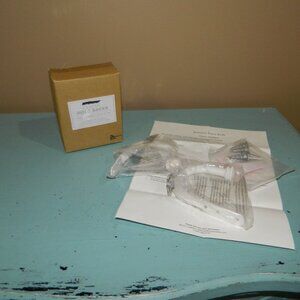 Pottery Barn Kids Classic Endcap Curtain Hold Backs White